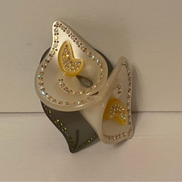 VINTAGE BROOCH PIN 2 WHITE CALLA LILY GREEN LEAF RHINESTONE BEAD ACCENT MCM - Picture 2 of 13